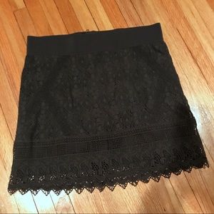 American Eagle lace mini skirt